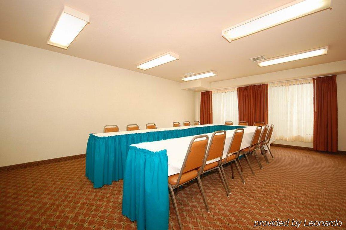 Comfort Suites Таос Бізнес фото